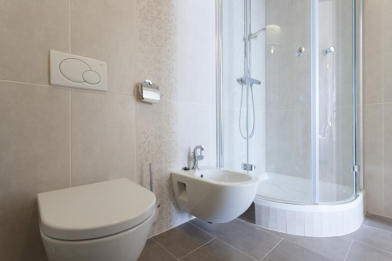 Luxury Beachfront Apartment Banje Dubrovnik Exterior photo